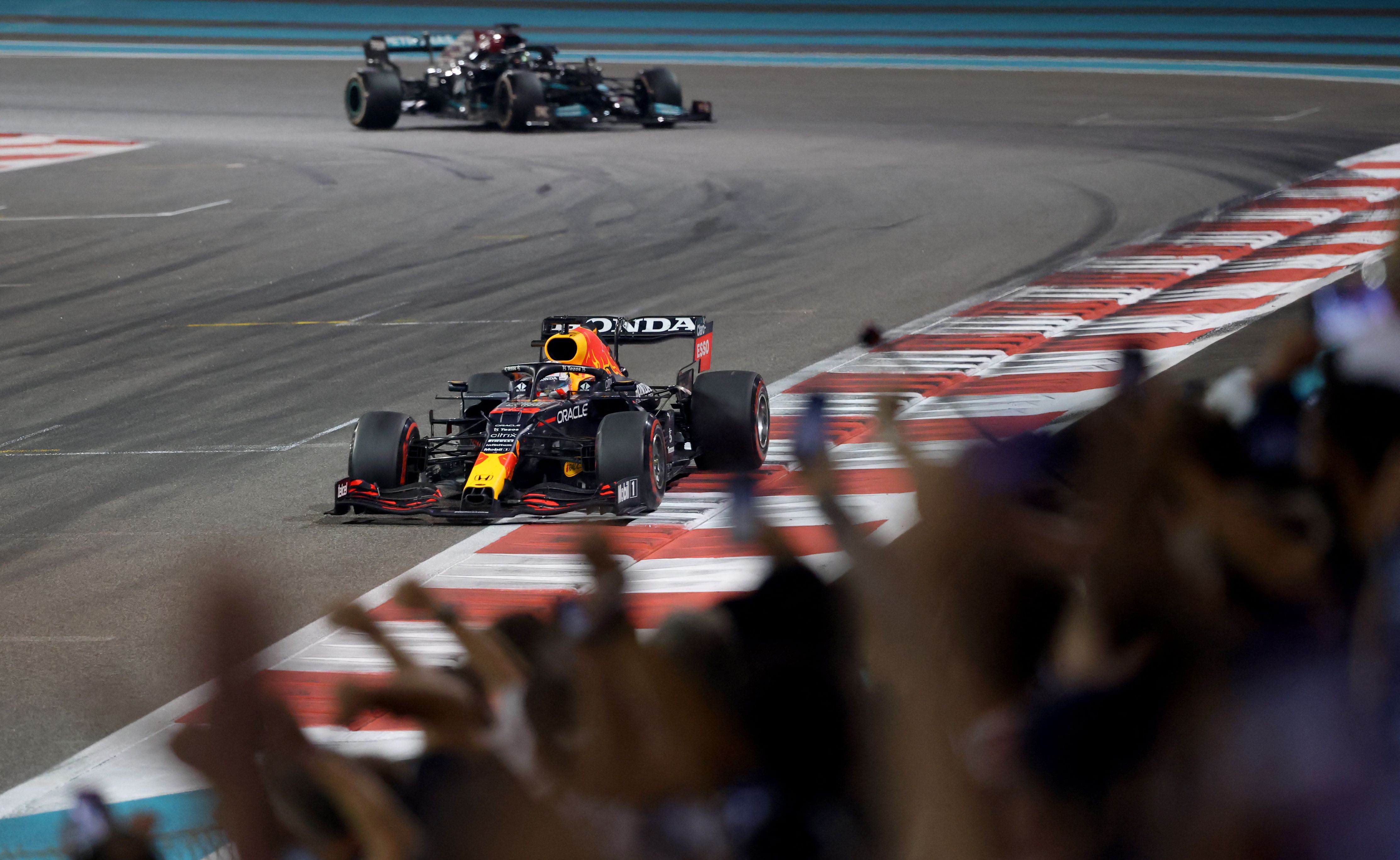 Verstappen Juara Dunia F1 2021