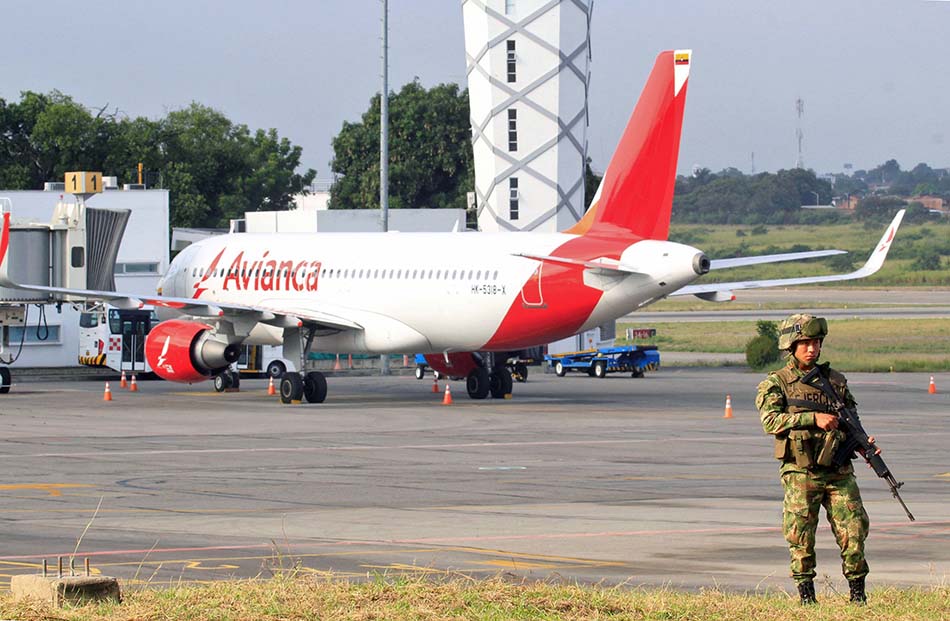 Serangan Bom Kembar di Bandara Kolombia 