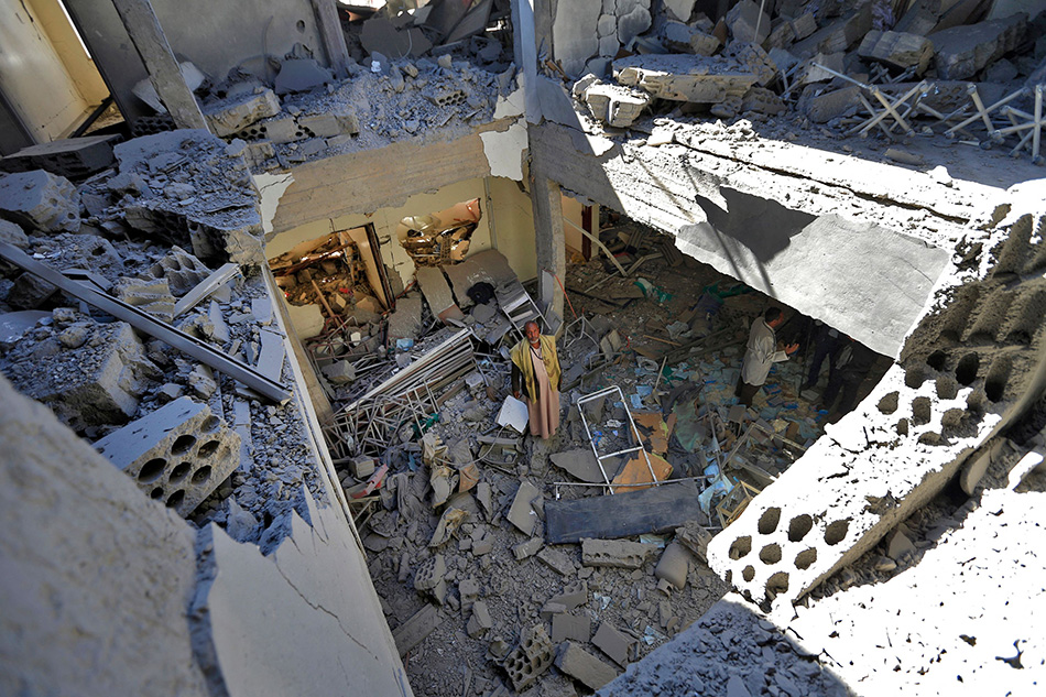 Serangan Udara di Bandara Sanaa Yaman