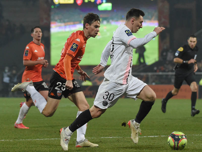 Icardi Selamatkan Les Parisiens