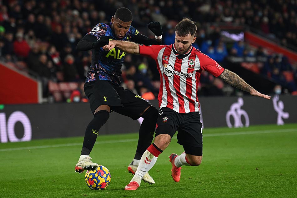 Southampton Vs Tottenham Imbang