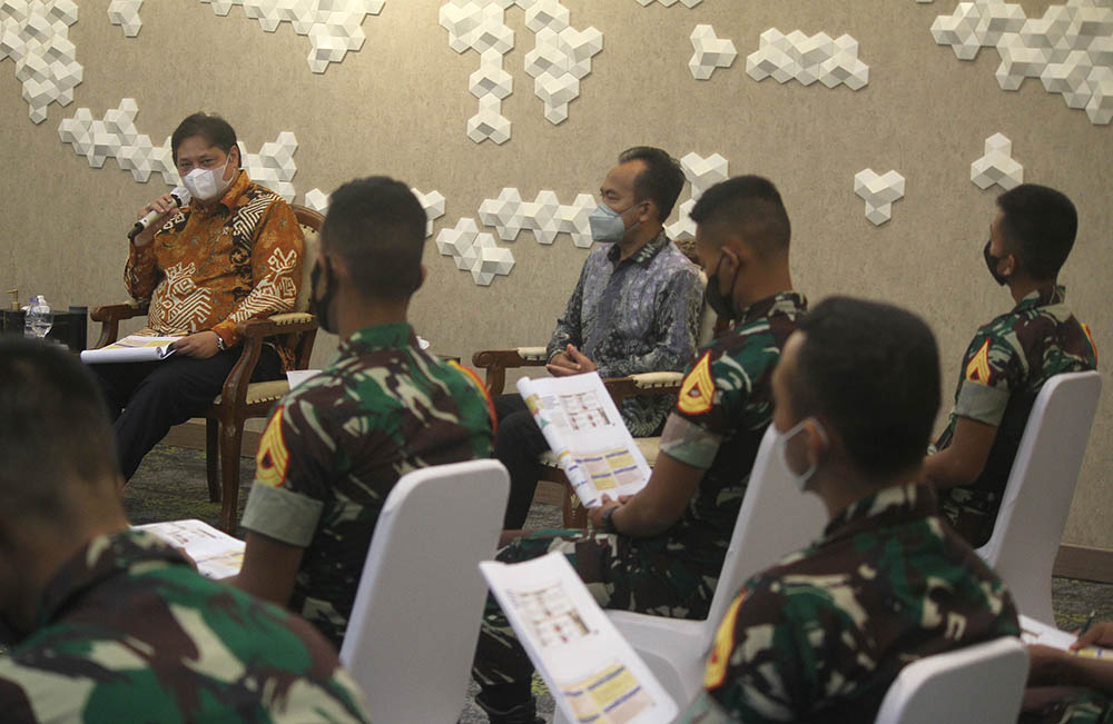 Menko Perekonomian Beri Pembekalan Kepada Taruna Akmil