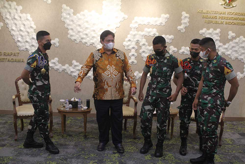 Menko Perekonomian Beri Pembekalan Kepada Taruna Akmil