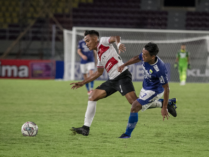 Persib Bandung Taklukkan Madura United