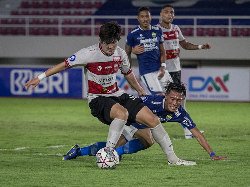 Persib Bandung Taklukkan Madura United