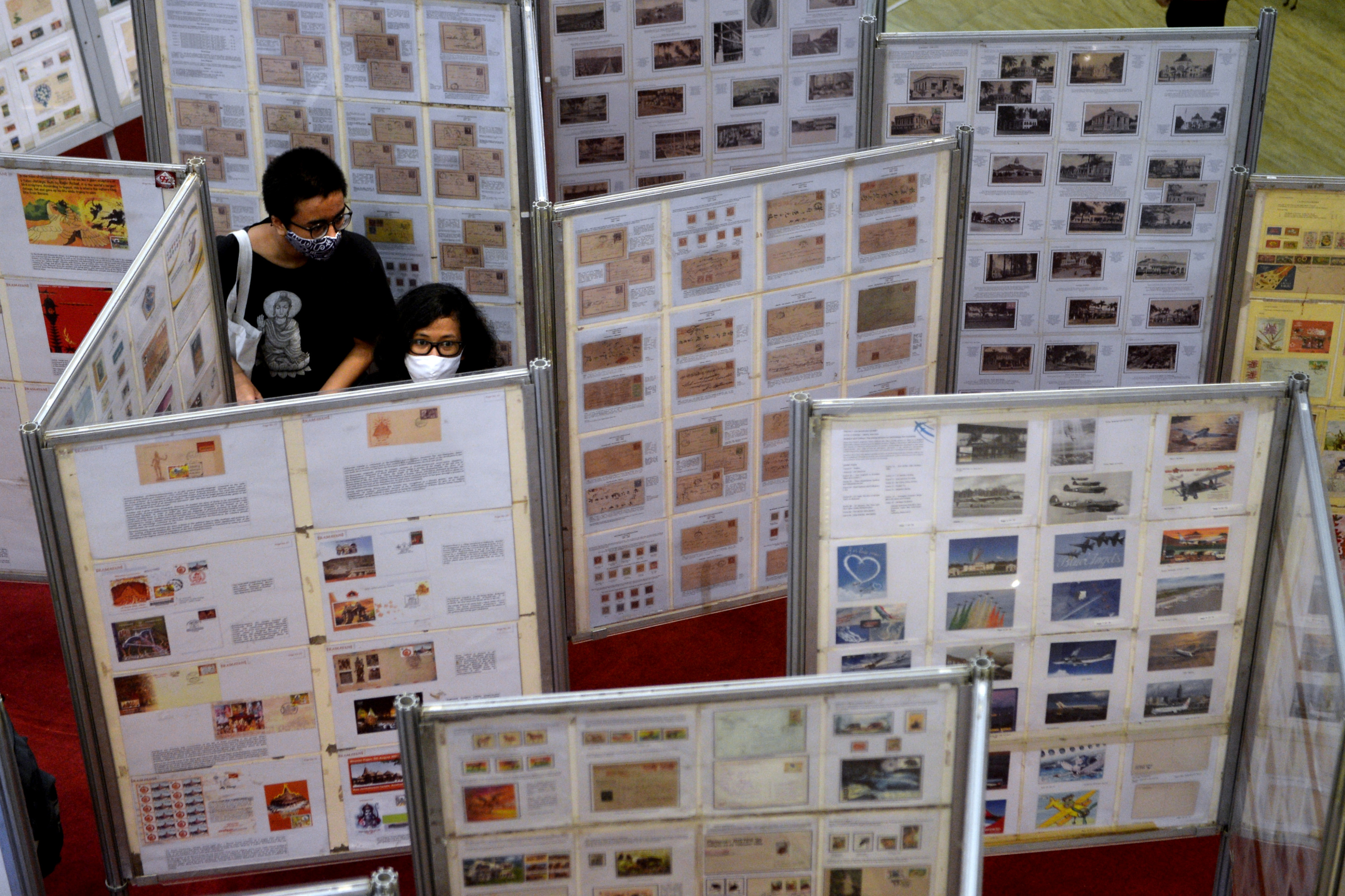 Pameran Filateli di Bali