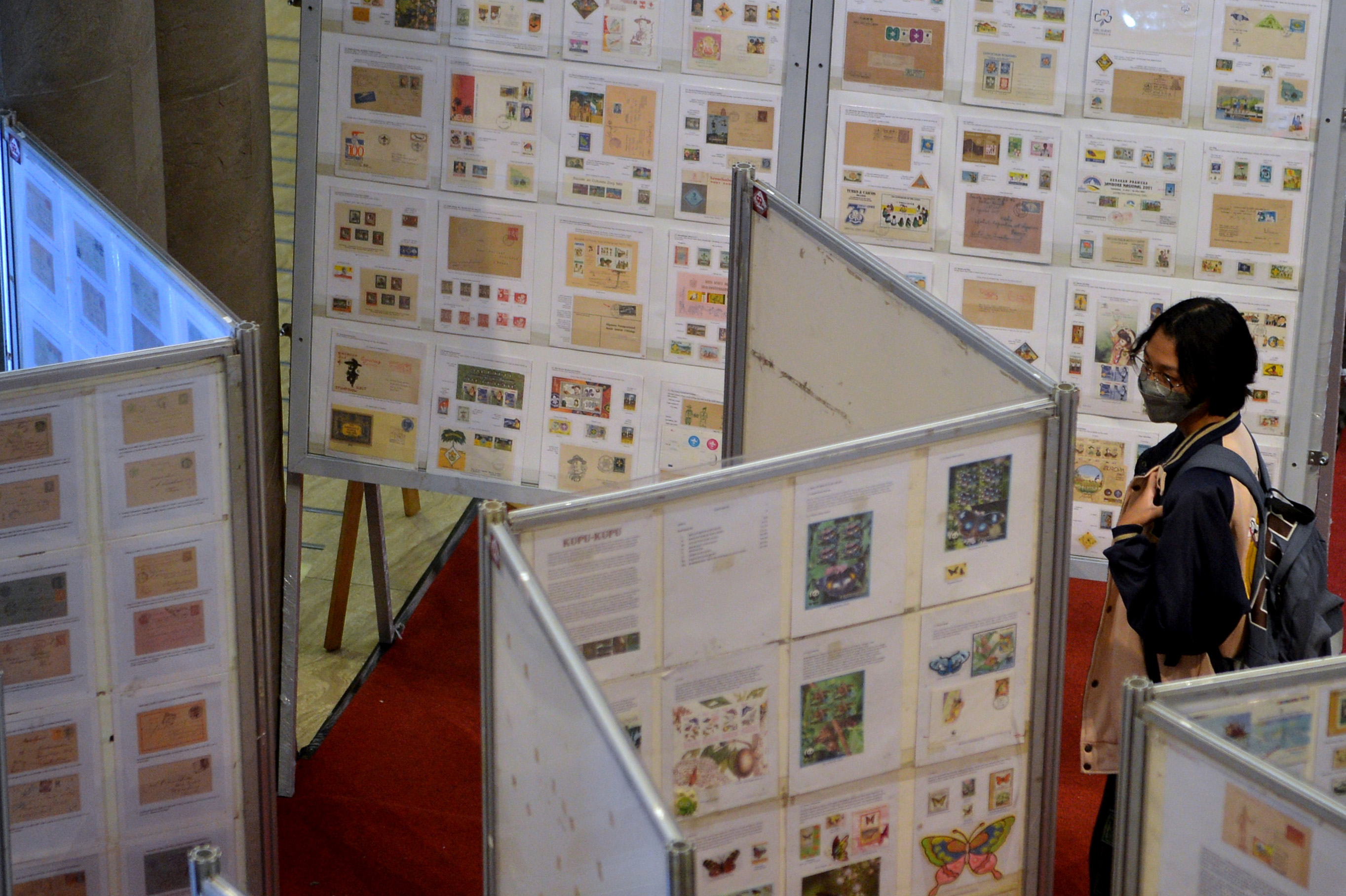 Pameran Filateli di Bali