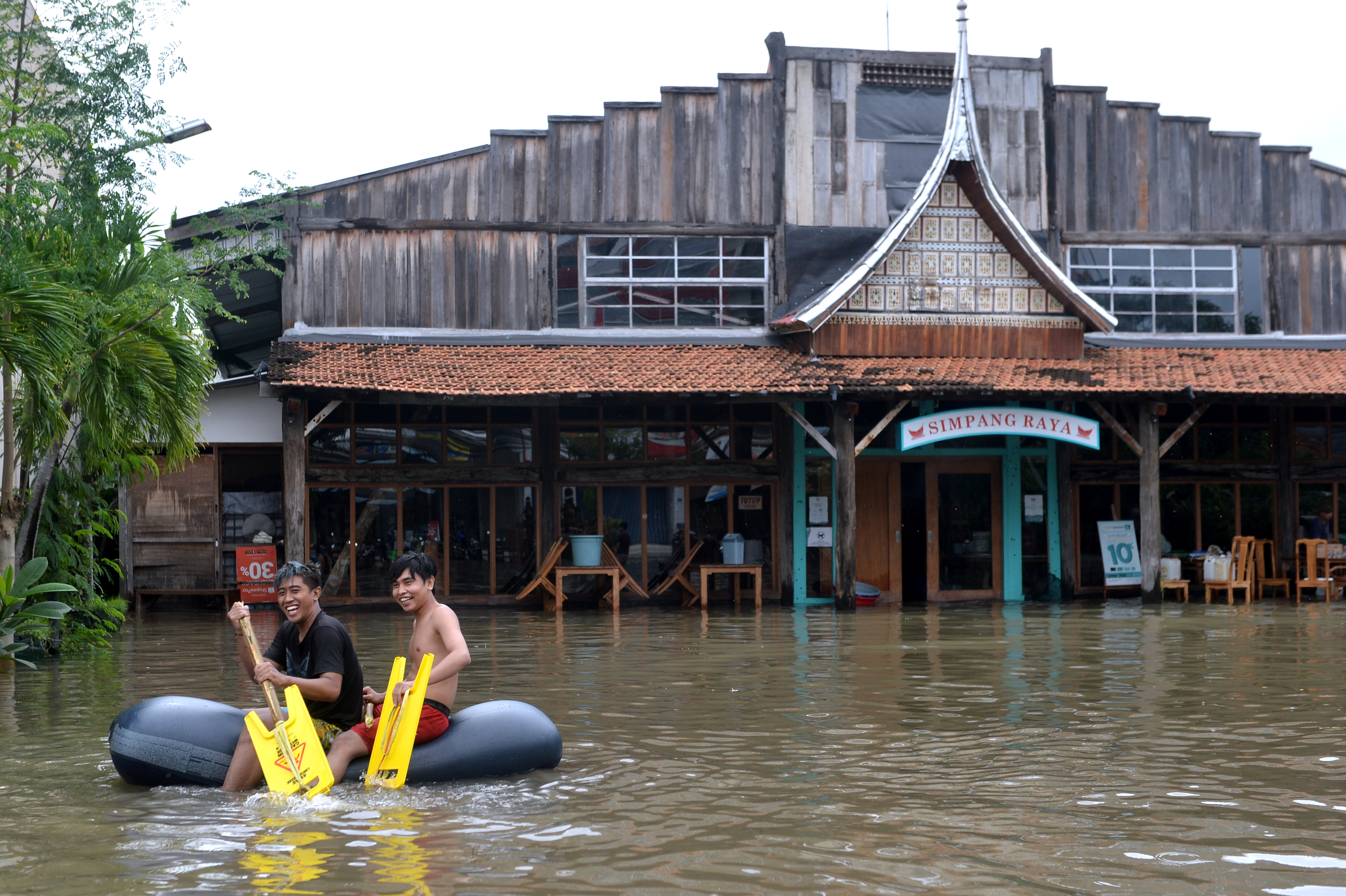 Banjir di Kuta Bali
