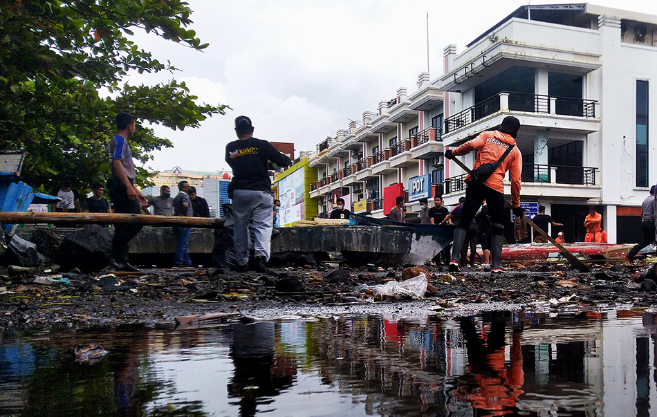 Potensi Banjir Rob di Manado