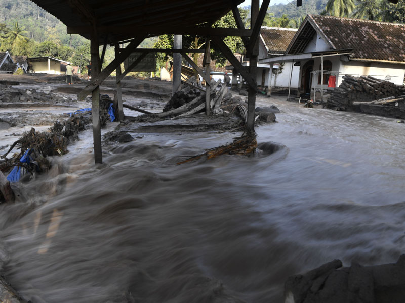 Dusun Kamar Kajang Tertimbun Material Gunung Semeru