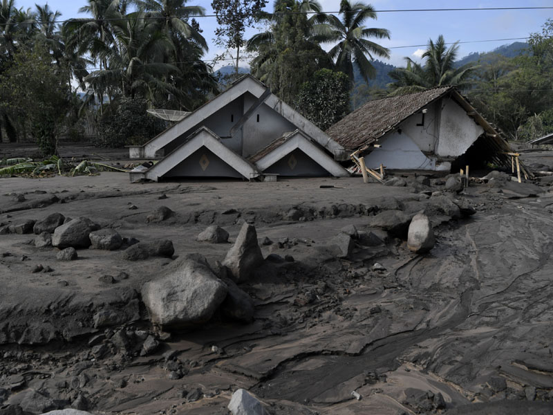 Dusun Kamar Kajang Tertimbun Material Gunung Semeru