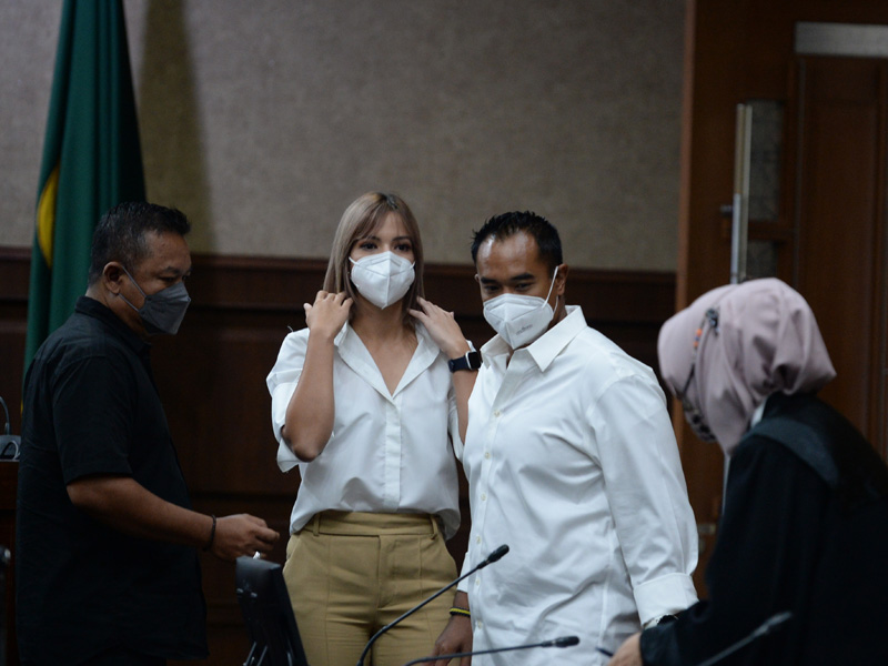 Sidang Lanjutan Ardie Bakrie dan Nia Ramadhani