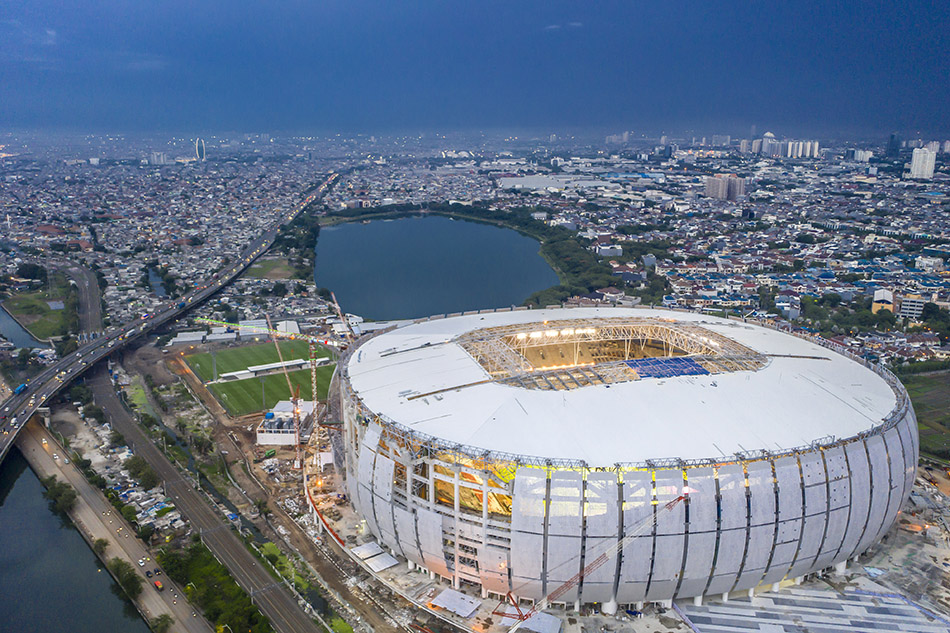 Pencahayaan Jakarta International Stadium (
