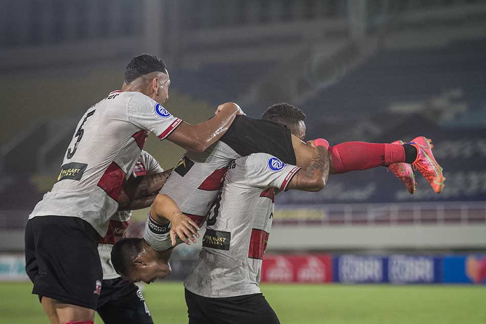 Madura United Imbang 2-2 Lawan Borneo FC 