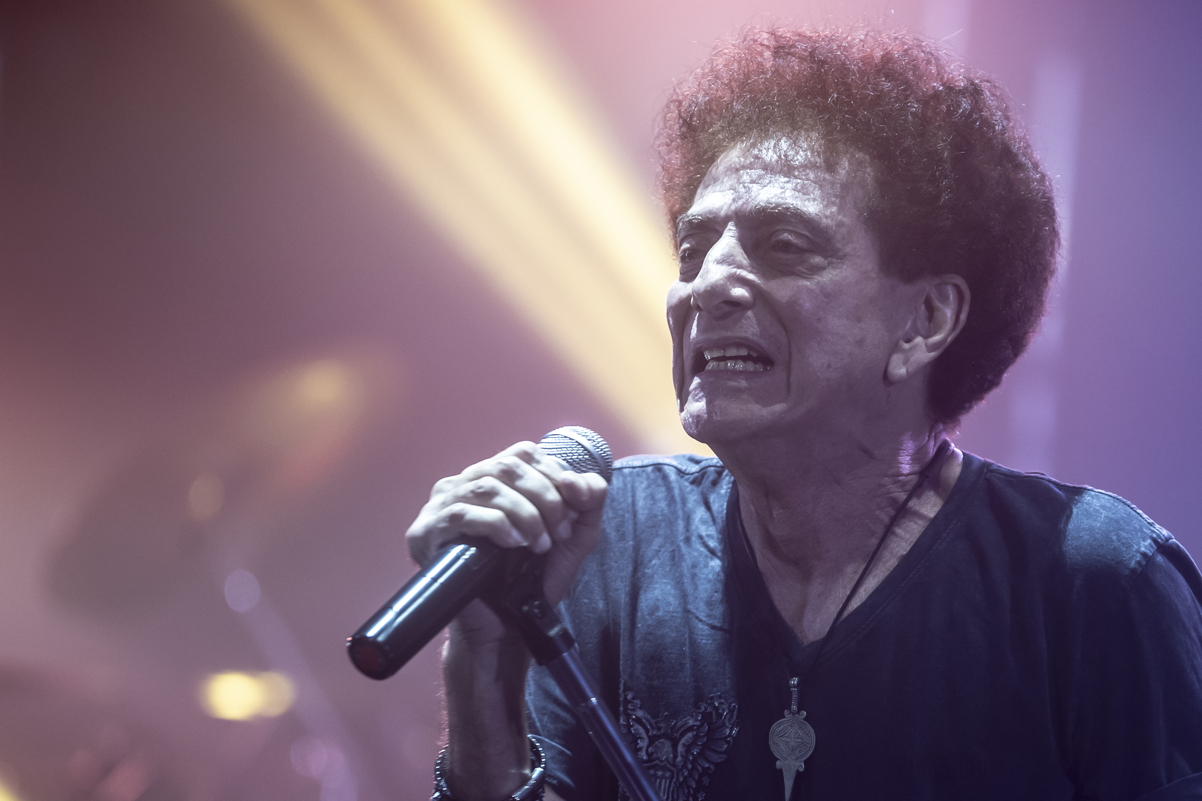 Aksi Panggung God Bless di Acara 