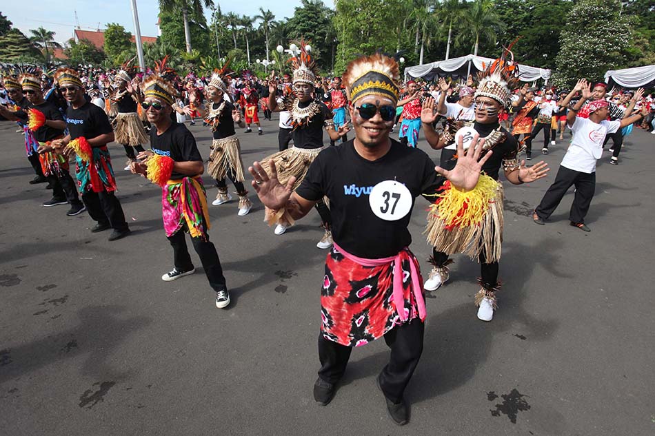 Peringatan Hari Ibu di Balai Kota Surabaya