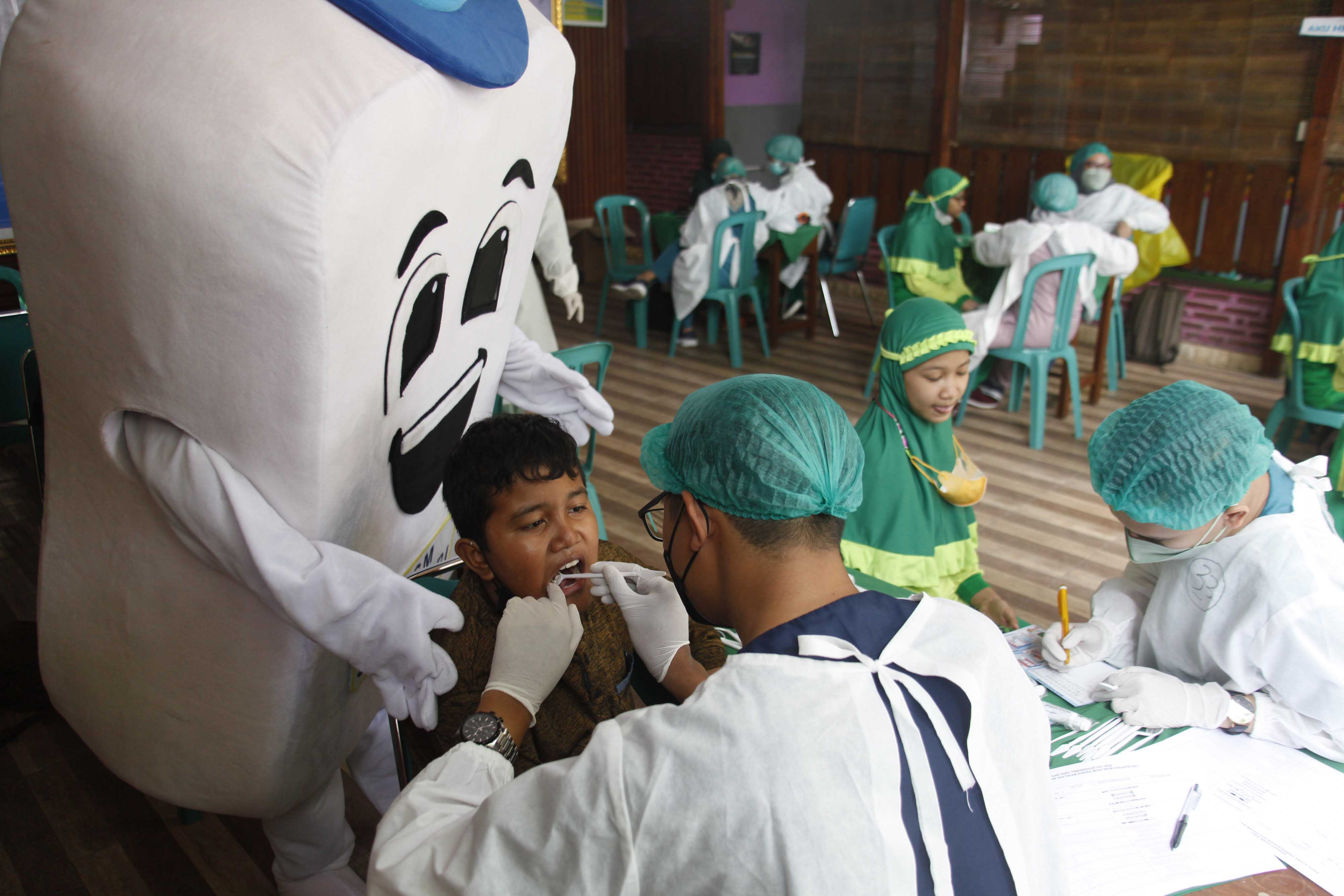 Pemeriksaan Gigi Gratis