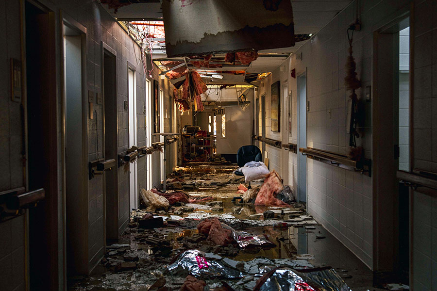 Angin Puting Beliung Merusak Panti Jompo di Arkansas 