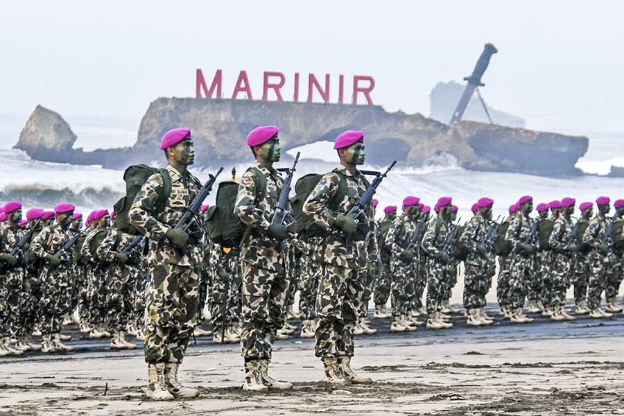 Upacara Pembaretan Prajurit Muda Korps Marinir di Malang 