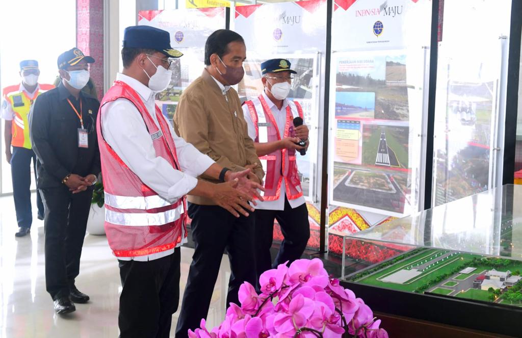 Jokowi Resmikan Bandara Tebelian Sintang Kalbar