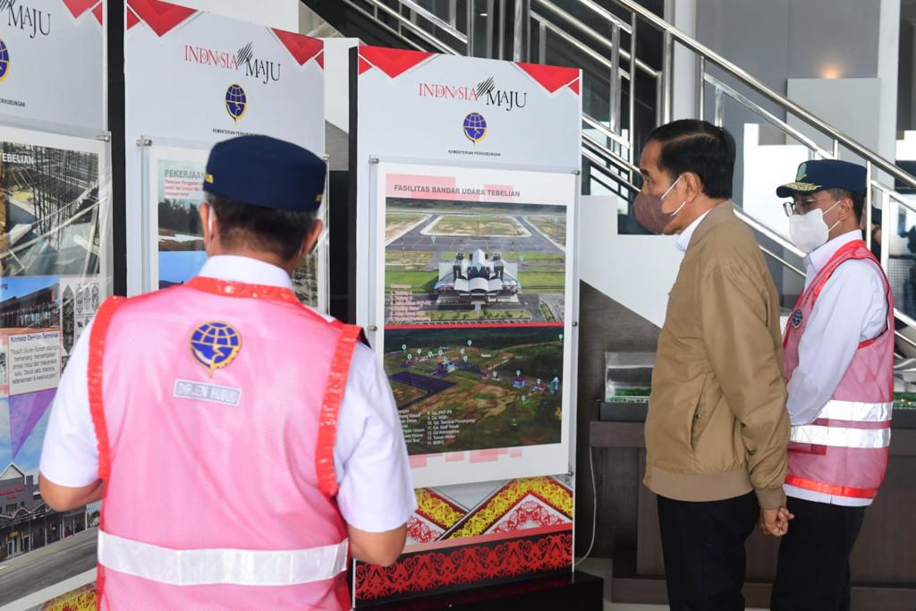 Jokowi Resmikan Bandara Tebelian Sintang Kalbar