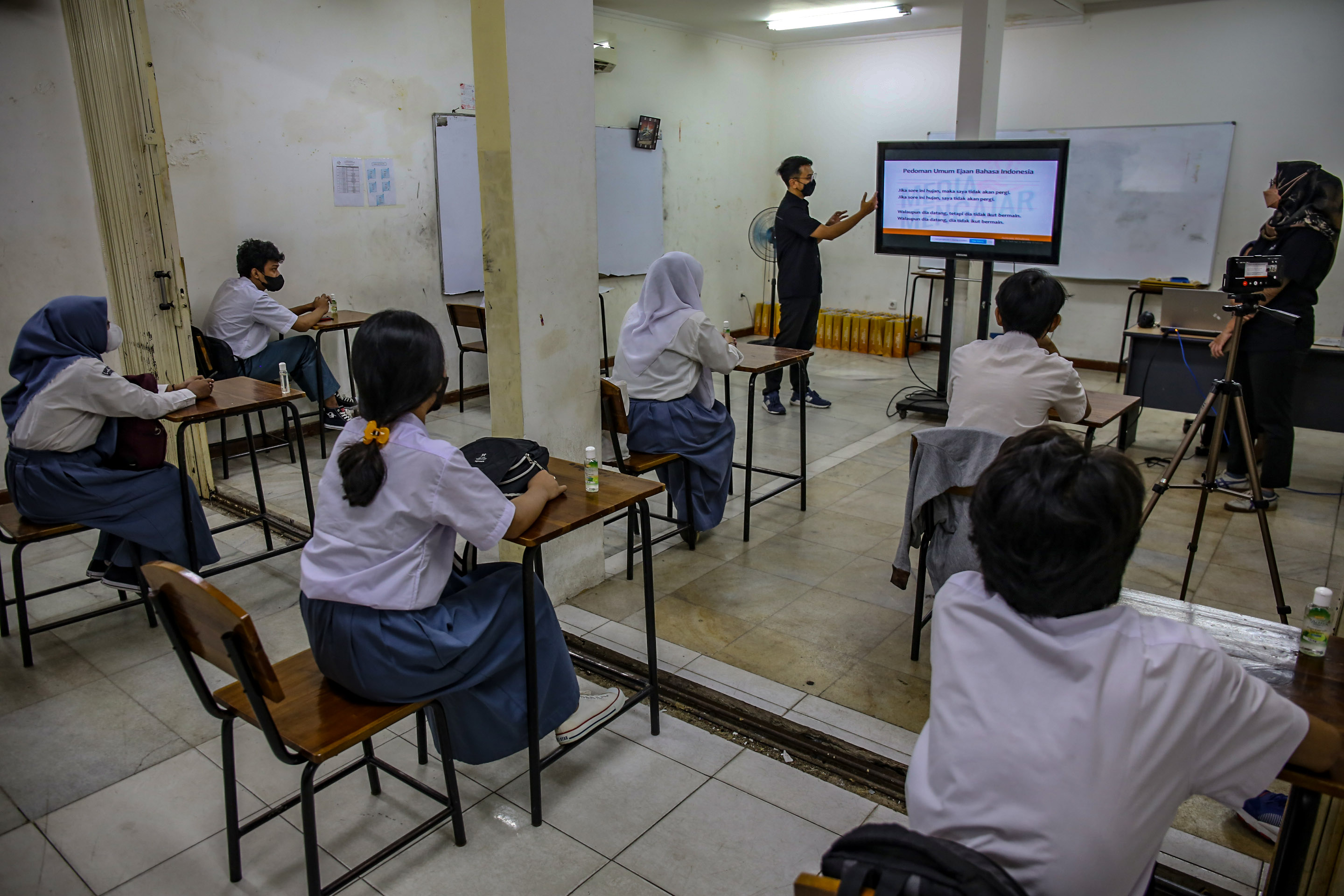 Media Mengajar Peringatan HUT MI ke-52