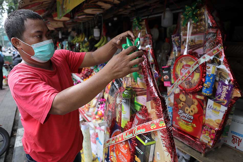 Penjualan Parcel Natal dan Tahun Baru