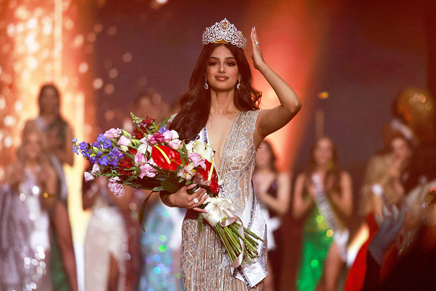 Harnaaz Sandhu dari India Terpilih Sebagai Miss Universe 2021