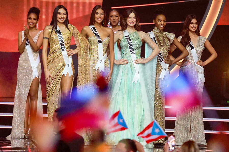 Harnaaz Sandhu dari India Terpilih Sebagai Miss Universe 2021