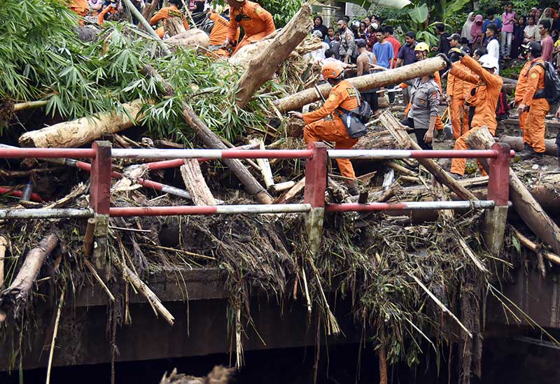 Banjir Bandang dan Tanah Longsor di Dusun Batulayar Utara NTB 