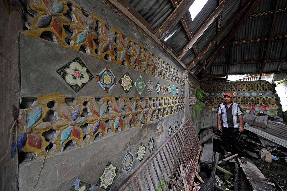 Masjid Kuno Terbengkalai di Kerinci