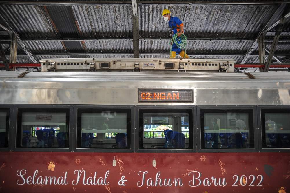 Operasional Kereta Api Saat Nataru