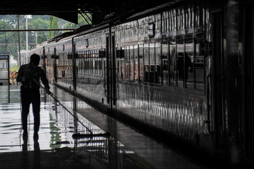 Operasional Kereta Api Saat Nataru