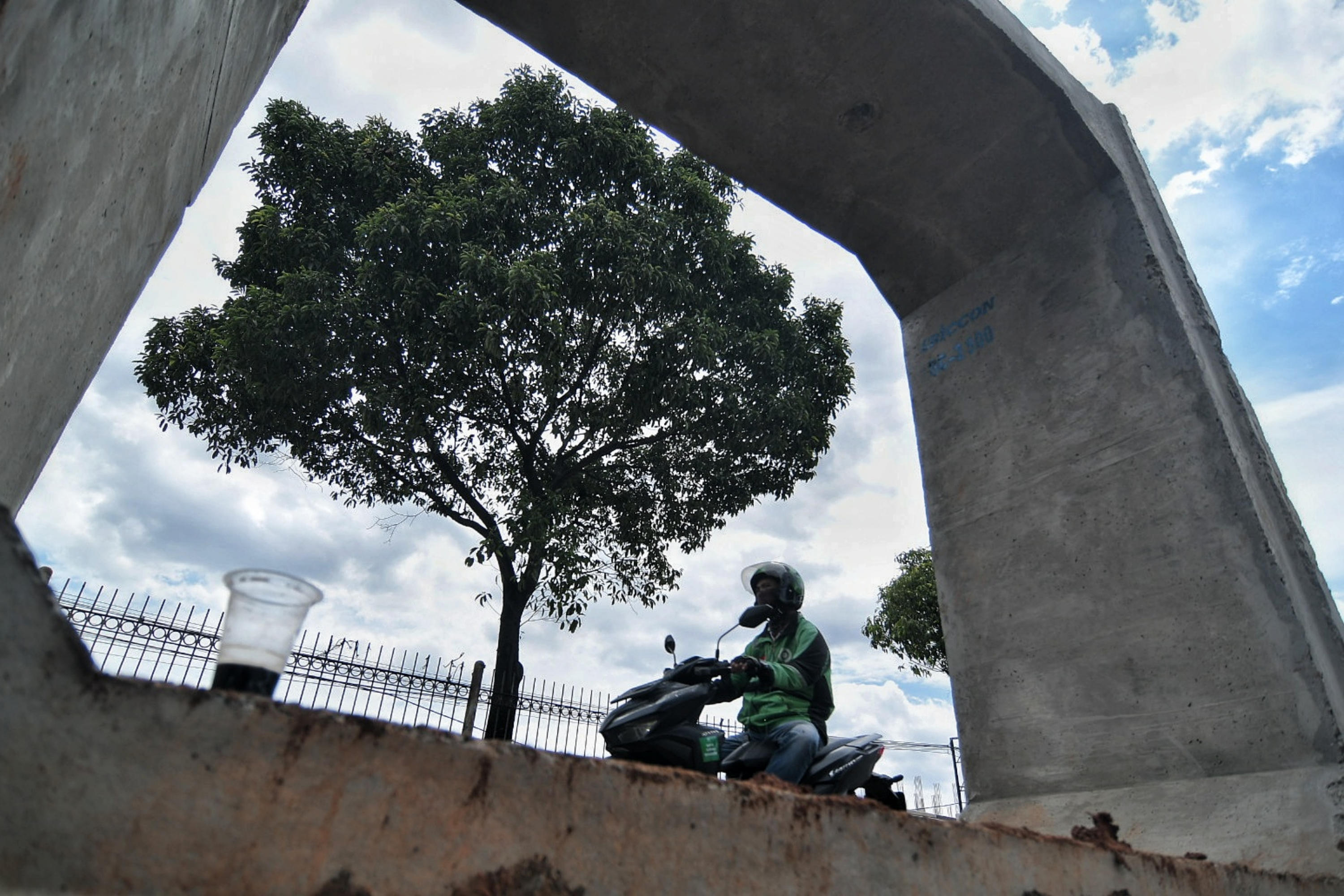 Pembangunan Saluran Air di Jalan I Gusti Ngurah Rai