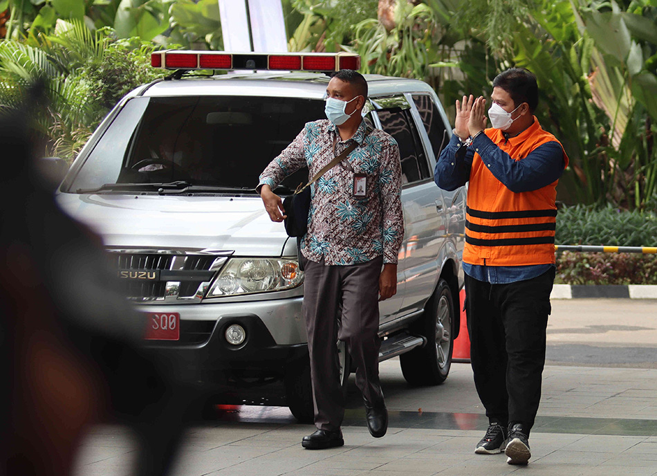 Pemeriksaan Bupati Kuantan Singingi di KPK