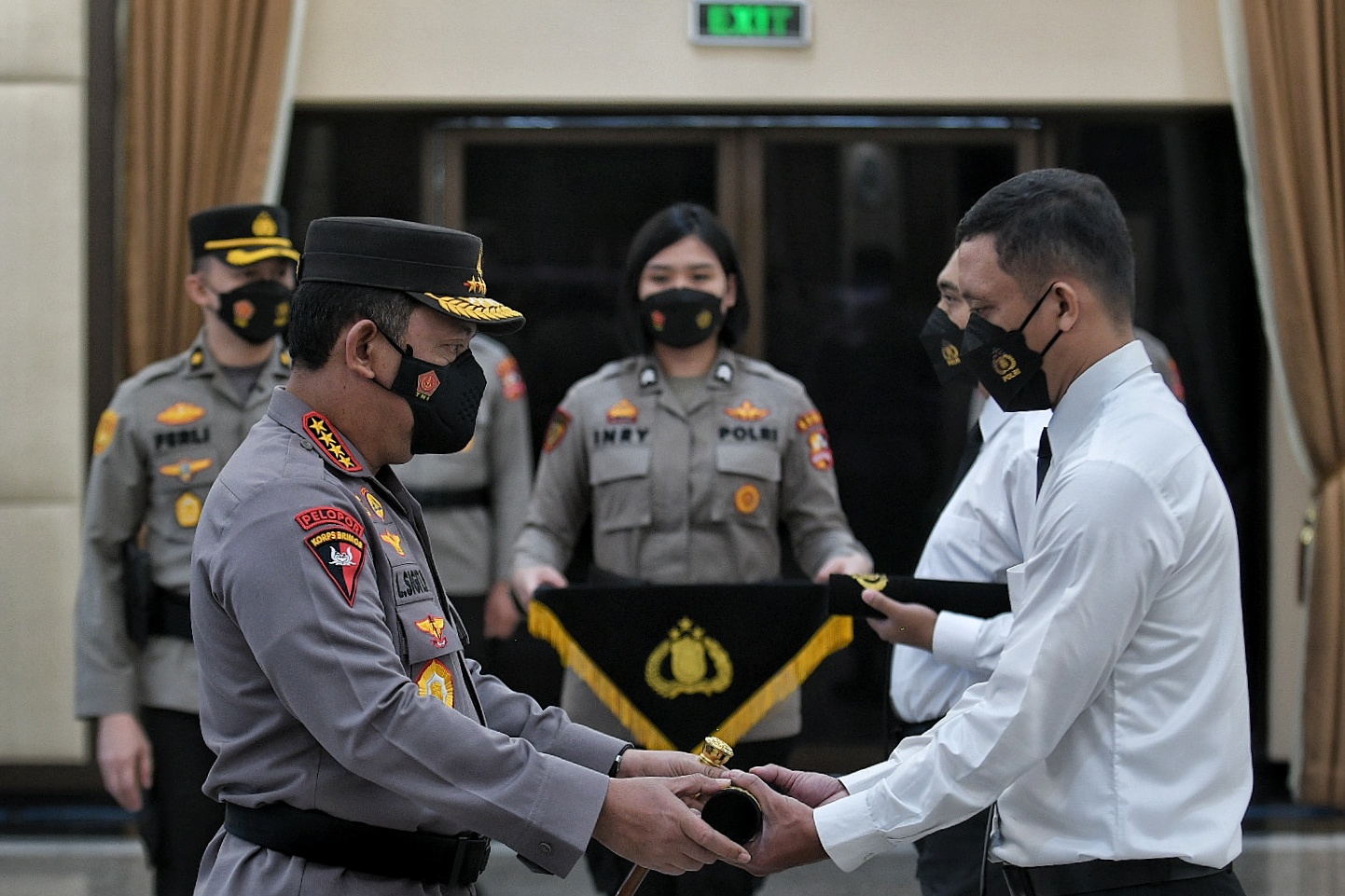 Pelantikan 44 Mantan Pegawai KPK Menjadi ASN Polri