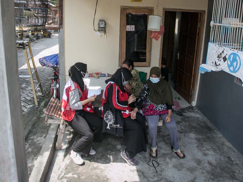 Layanan Kesehatan Ke Rumah Warga