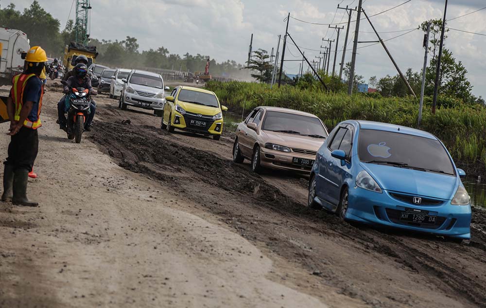 Jalan Trans-Kalimantan Rusak Pasacabanjir