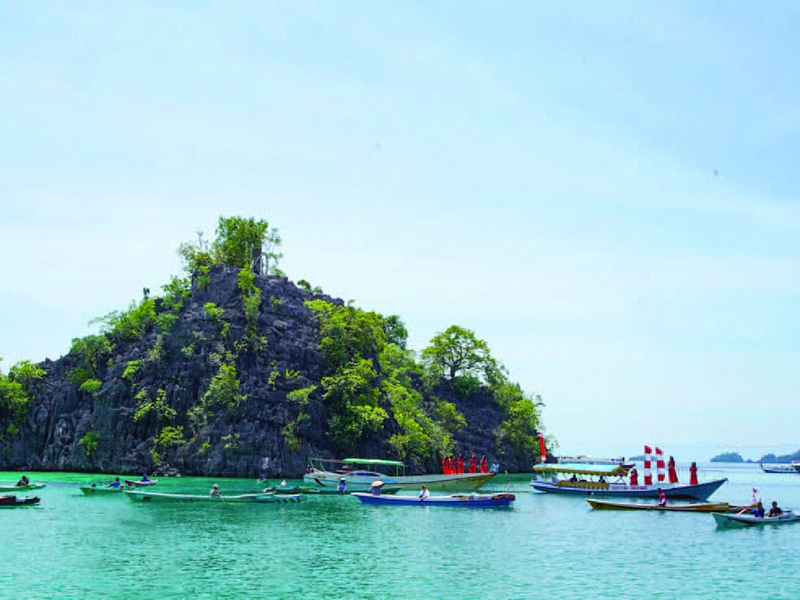 Tempat-Tempat Eksotis di Bumi Sulawesi Tenggara