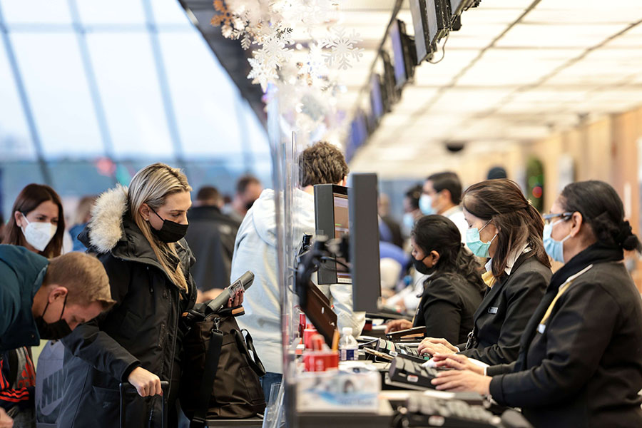 Omikron Serbu Amerika Ribuan Penerbangan Dibatalkan 