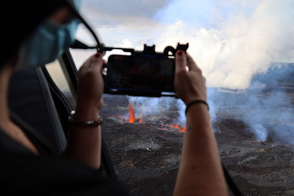 Gunung Berapi Piton de la Fournaise Meletus