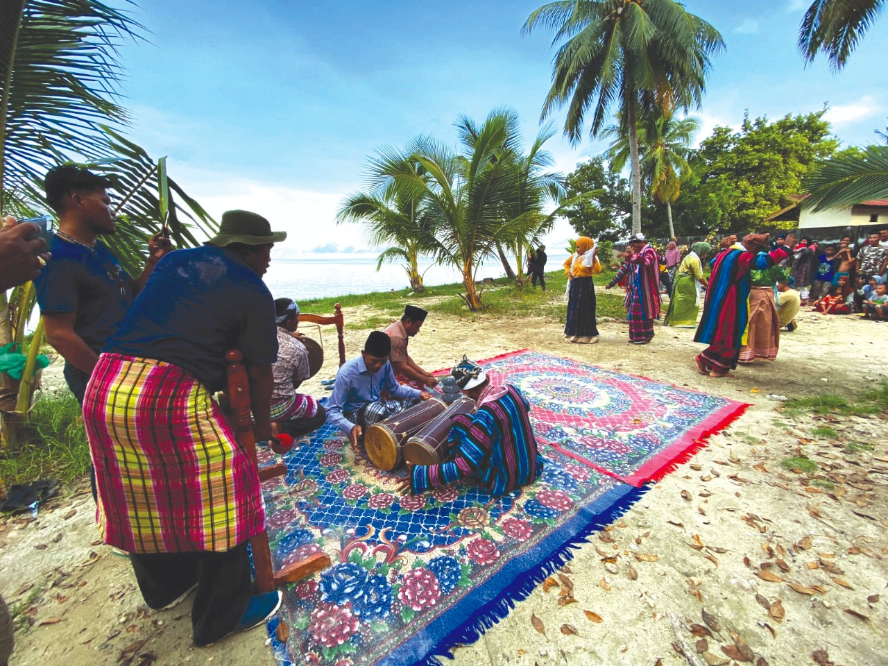 Pesona Alam dan Budaya Sulawesi Tenggara