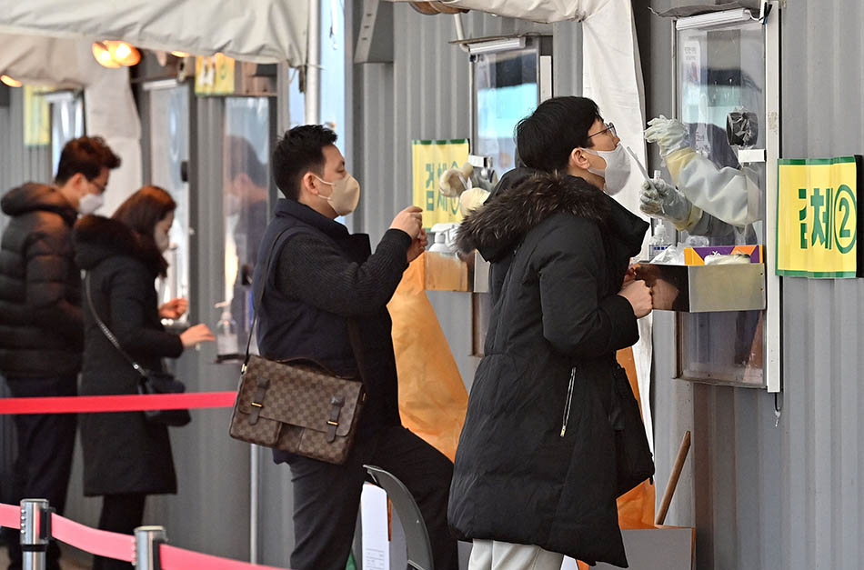 Kasus Covid-19 di Korea Selatan Tembus 13.000 Dalam Sehari