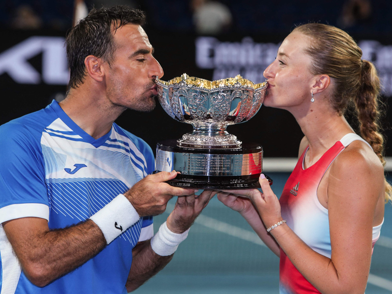 Juara Ganda Campuran Australian Open