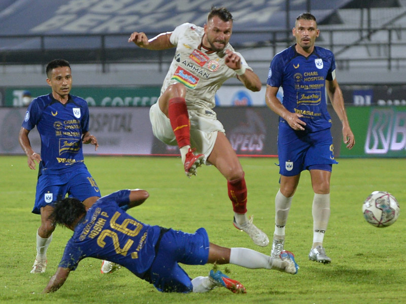 Macan Kemayoran Redam PSIS Semarang