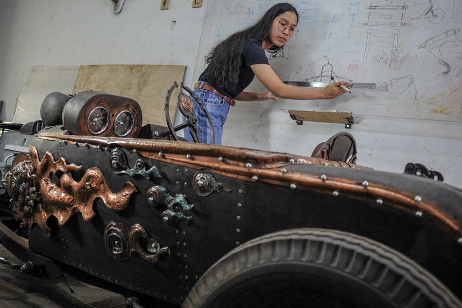  Mobil Hot Rod Karya Mahasiswi ITB
