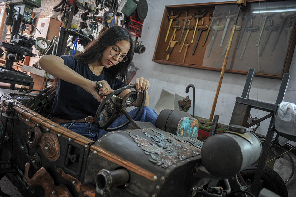  Mobil Hot Rod Karya Mahasiswi ITB