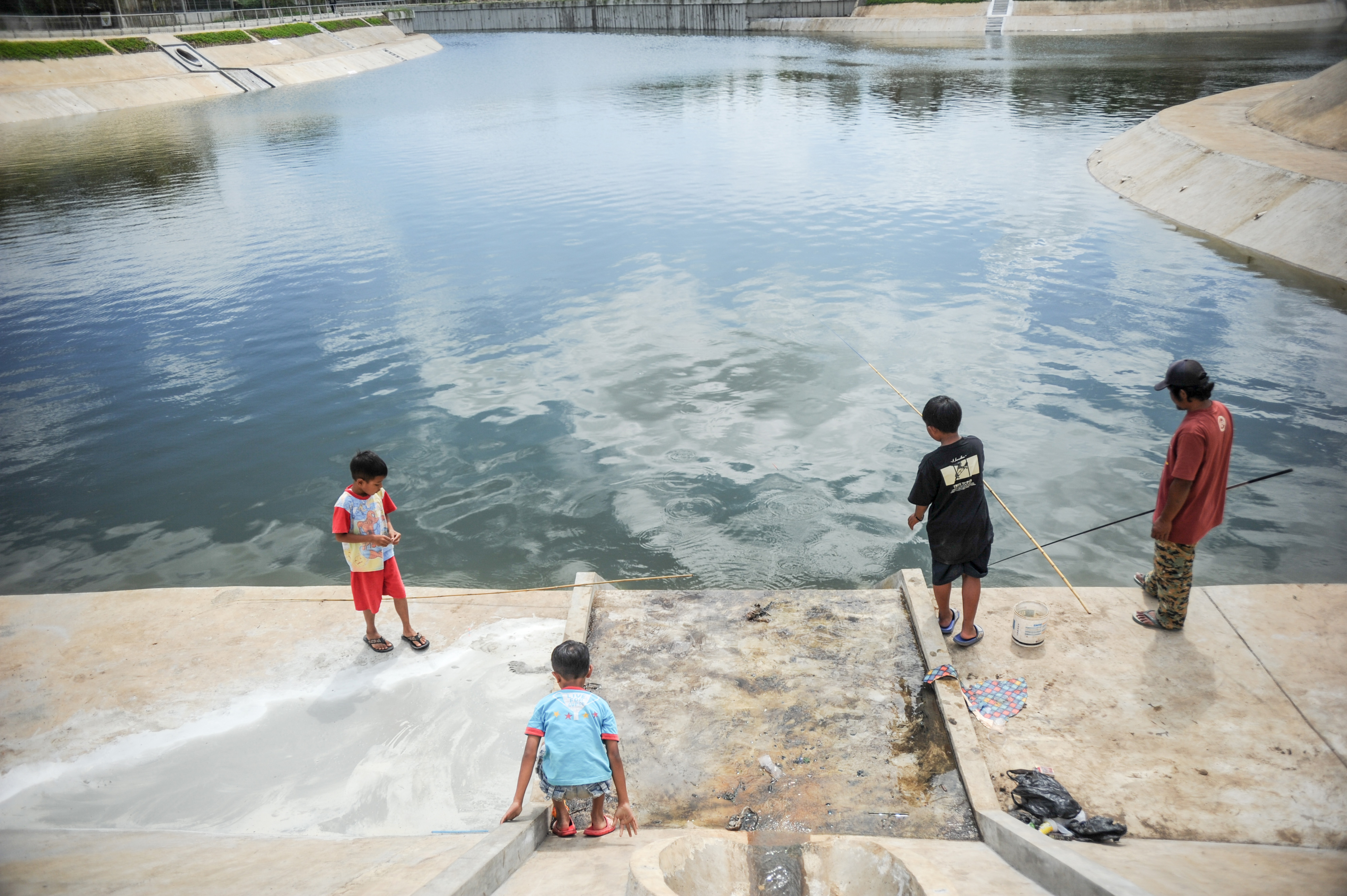 Pengoperasian Kolam Retensi Andir