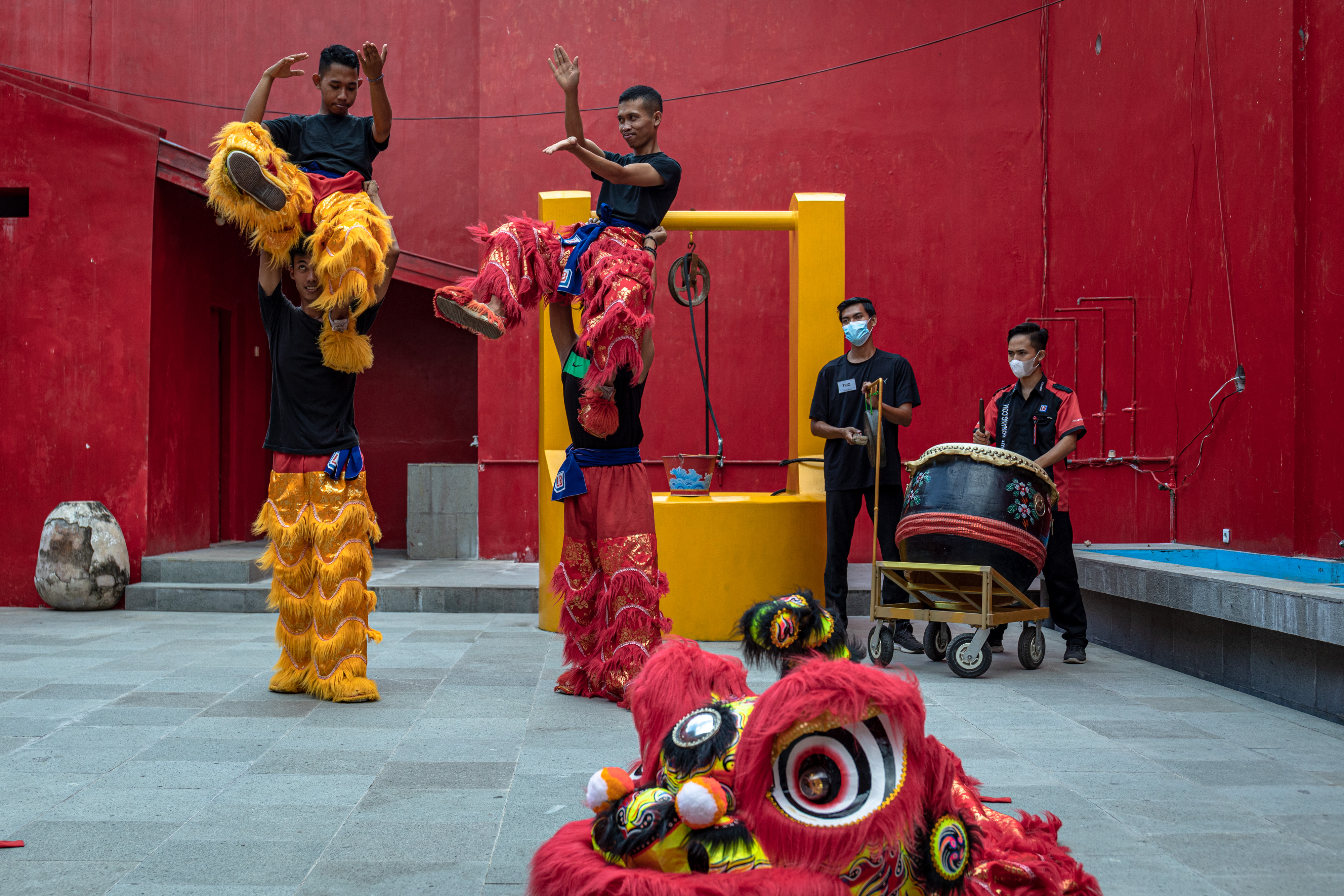 Latihan Barongsai Jelang Imlek di Lasem