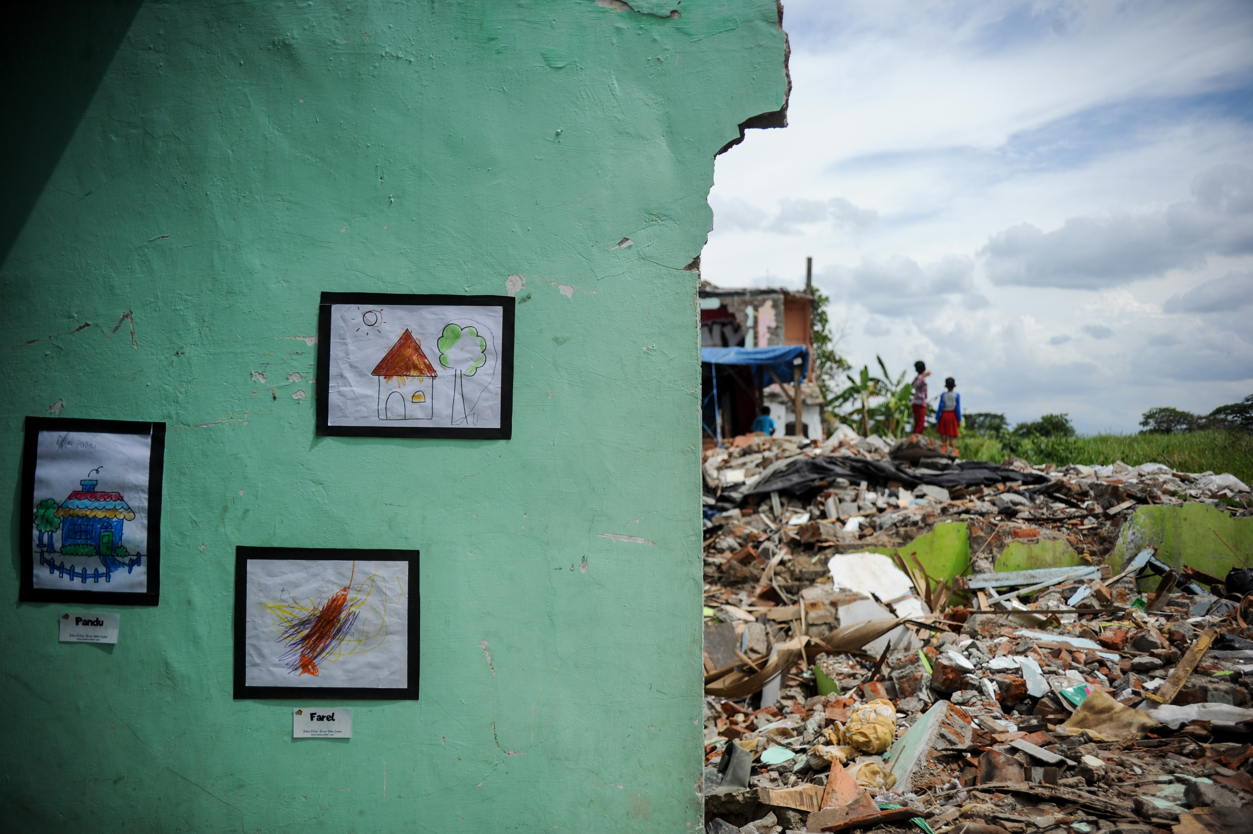 Pameran Karya Seni Anak Korban Penggusuran di Bandung